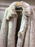 faux fur cape beige フェイクファーケープ
