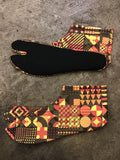Tabisocks geometric red